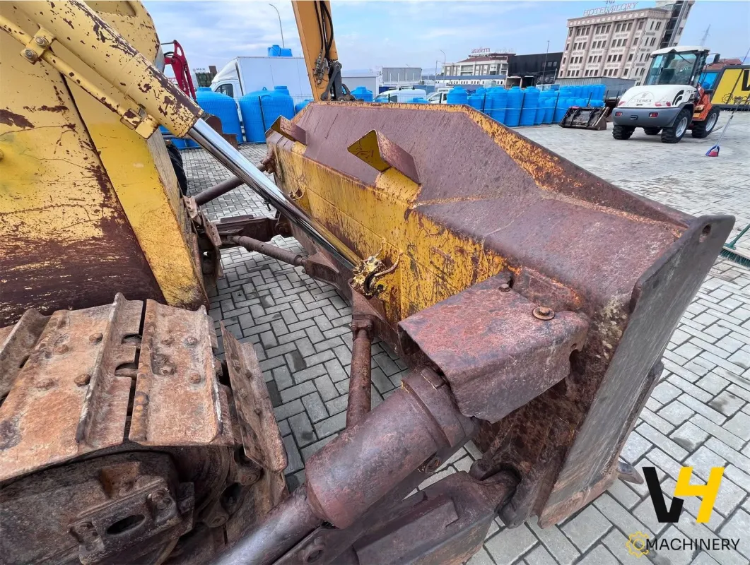 KOMATSU D65EX-12 - 24t - 19