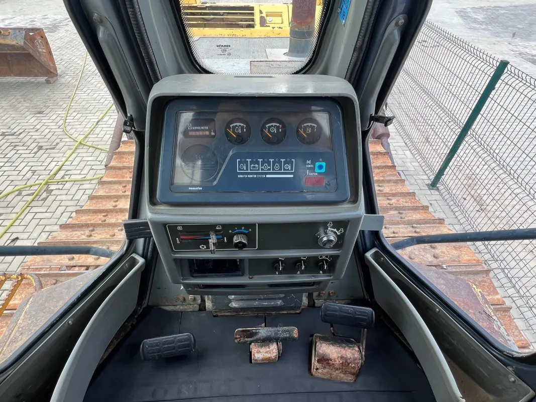 KOMATSU D65EX-12 - 24t - 26