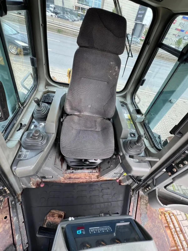 KOMATSU D65EX-12 - 24t - 27