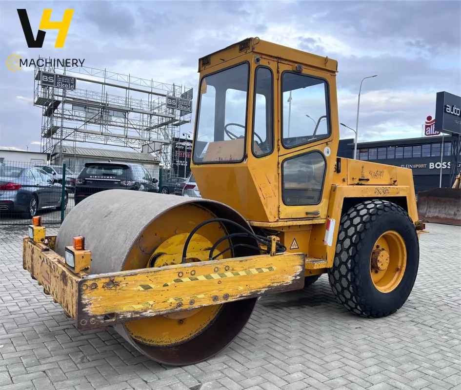 BOMAG Walze 6t - 1