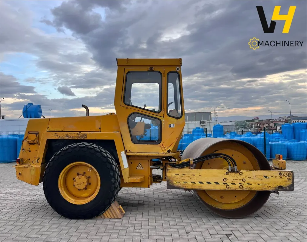 BOMAG Walze 6t - 10
