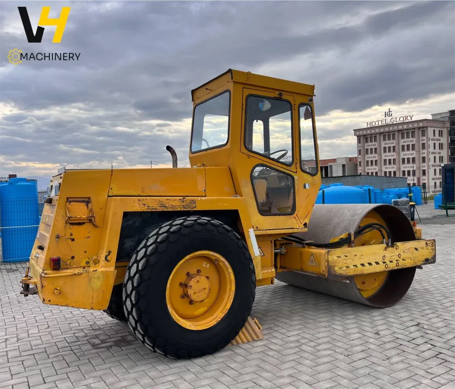 BOMAG Walze 6t - 13