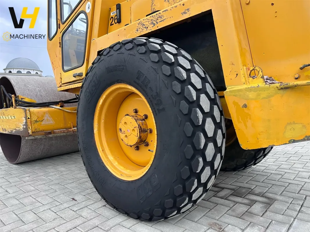 BOMAG Walze 6t - 16