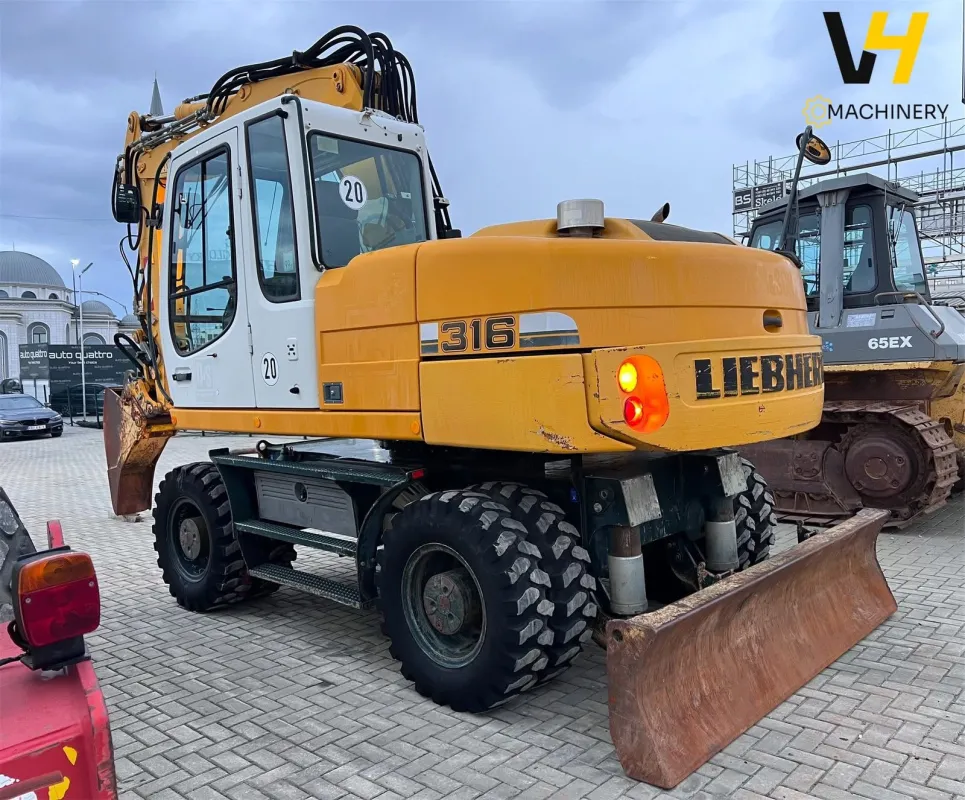 LIEBHERR A316 - 1