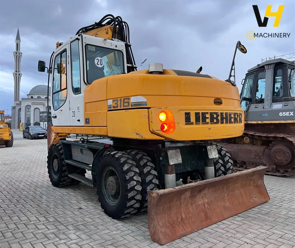 LIEBHERR A316 - 9