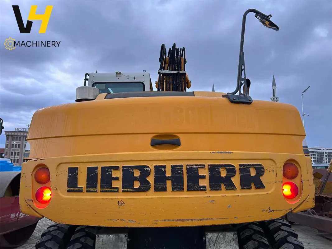LIEBHERR A316 - 11