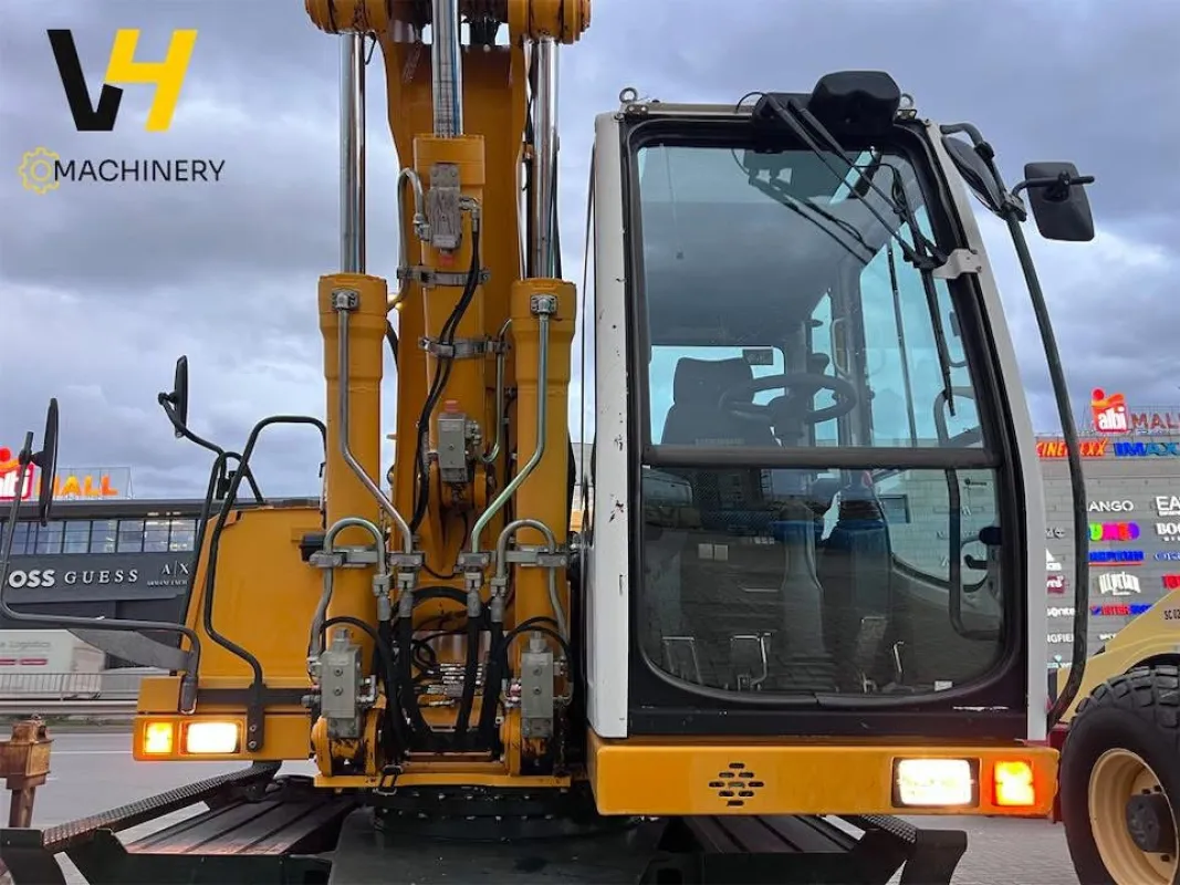 LIEBHERR A316 - 14