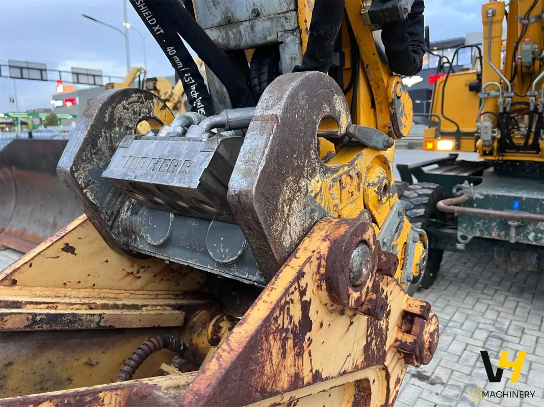 LIEBHERR A316 - 23