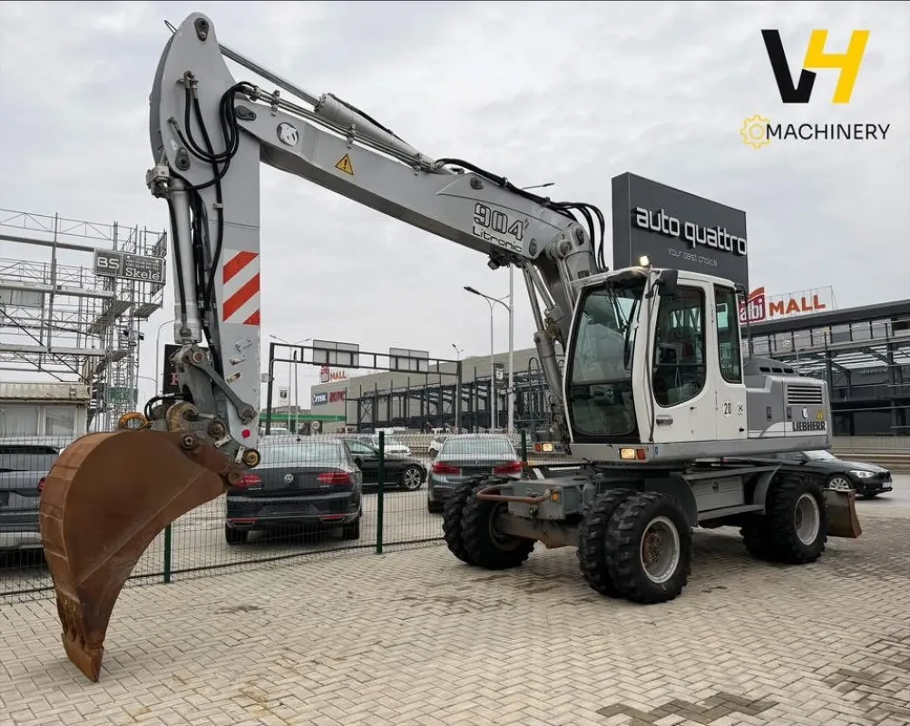 LIEBHERR A 904 C