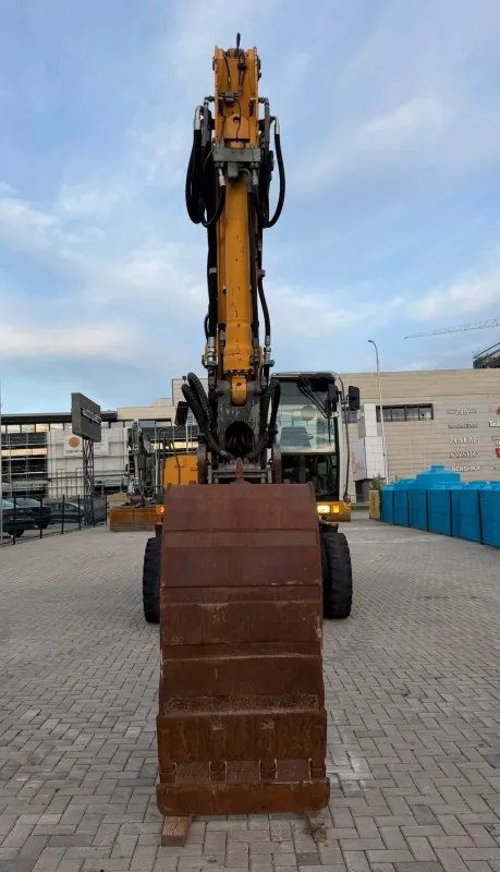 LIEBHERR 904 C - Imazhi 9