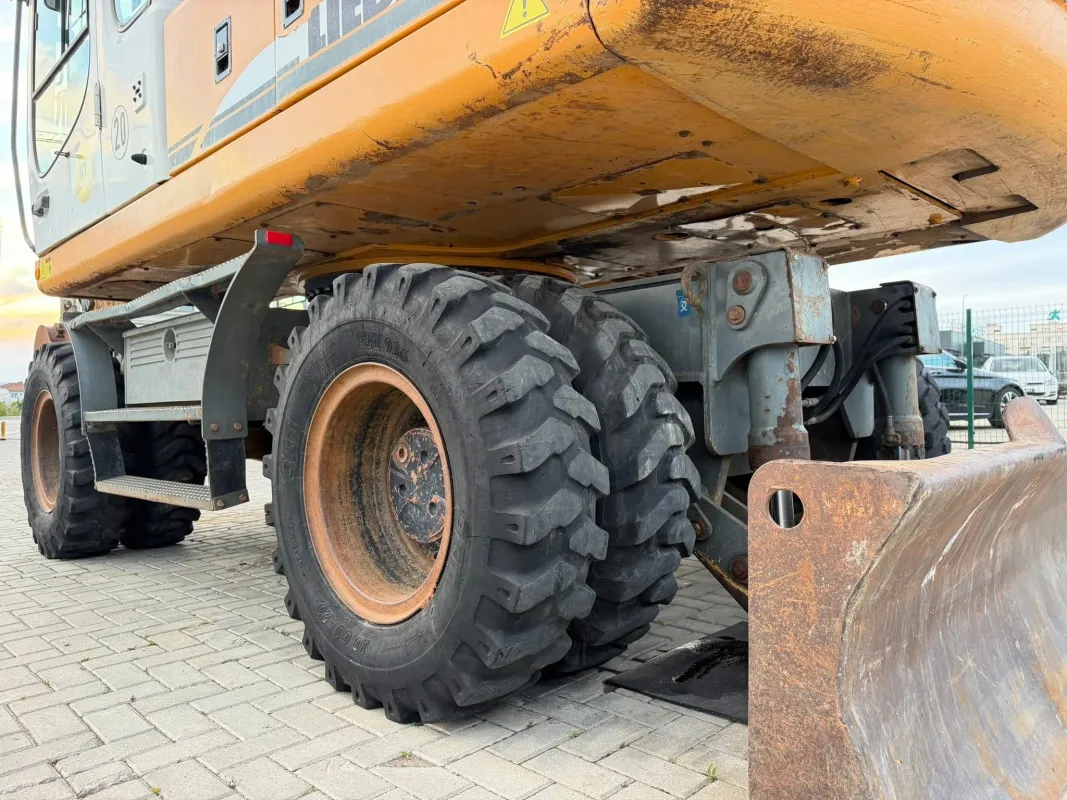 LIEBHERR 904 C - Imazhi 18