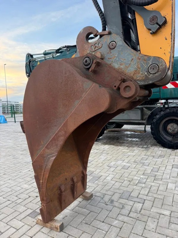 LIEBHERR 904 C - Imazhi 23