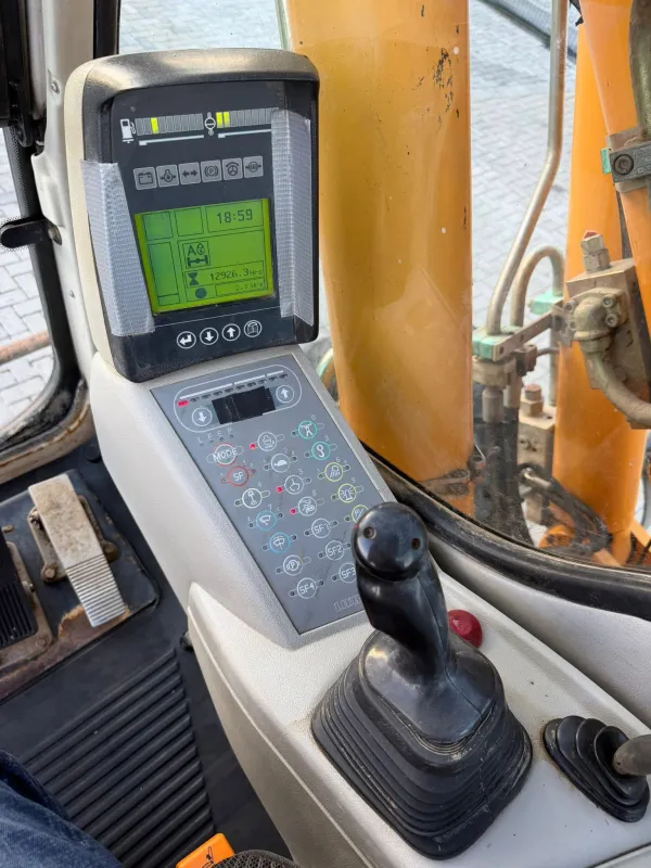 LIEBHERR 904 C - Imazhi 31