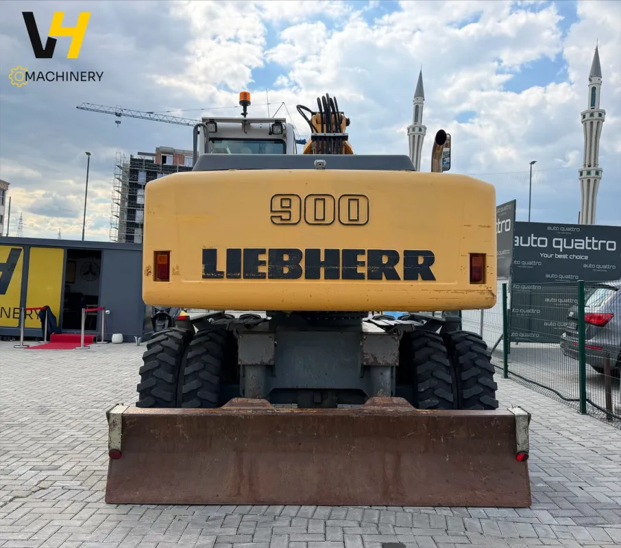 Liebherr A 900 C  - Imazhi 6
