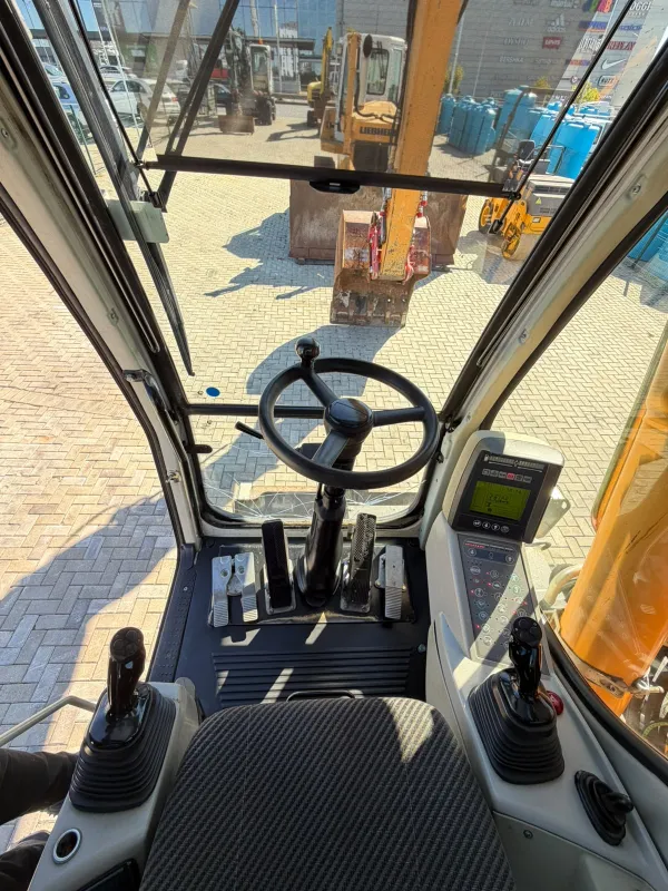 LIEBHERR A 904 C - Imazhi 9