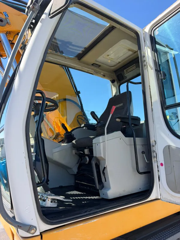 LIEBHERR A 904 C - Imazhi 28