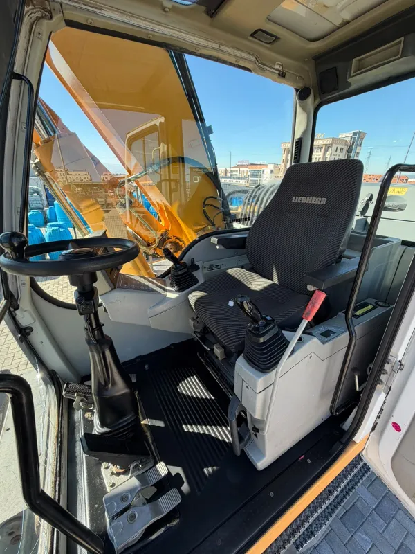 LIEBHERR A 904 C - Imazhi 32