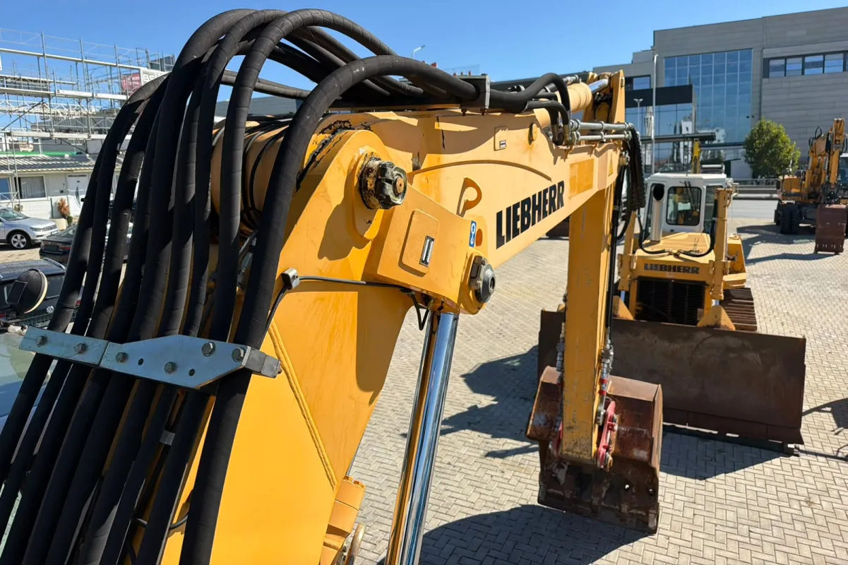 LIEBHERR A 904 C - Imazhi 35