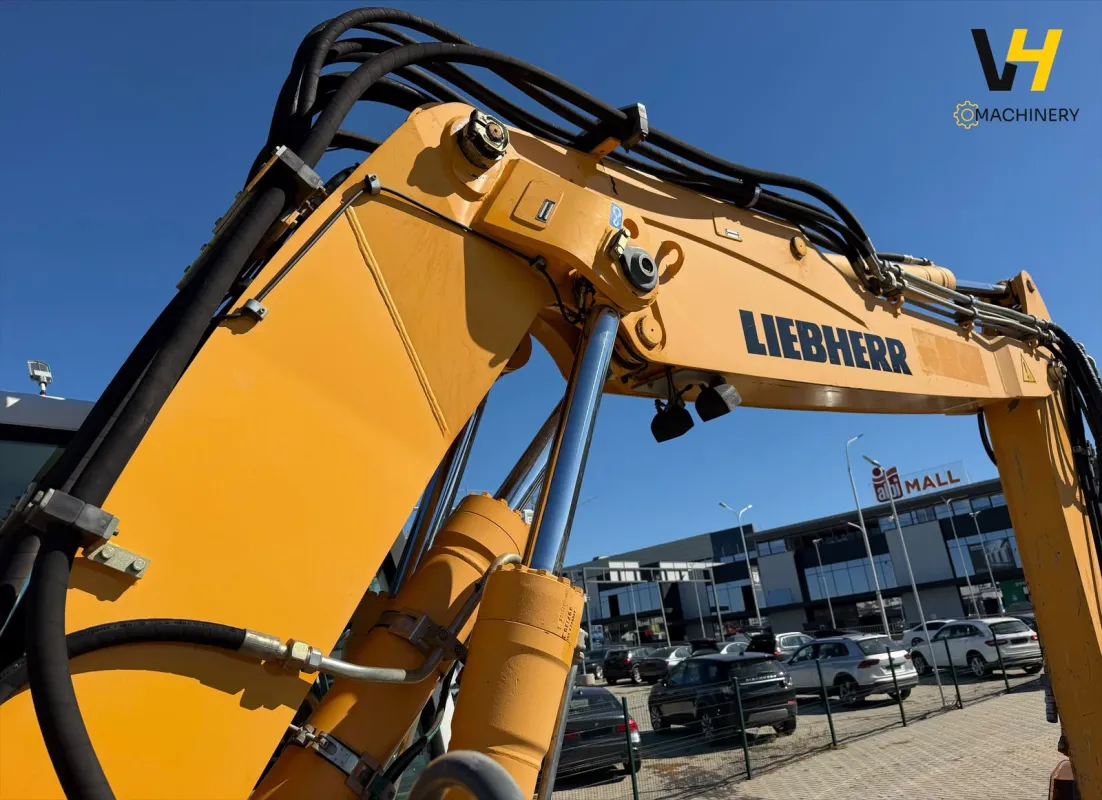 LIEBHERR A 904 C - Imazhi 37
