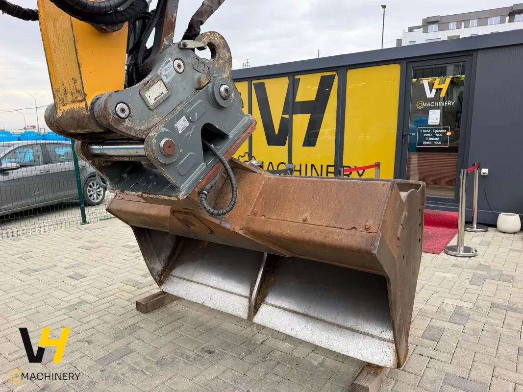 LIEBHERR A 900 C - Imazhi 13