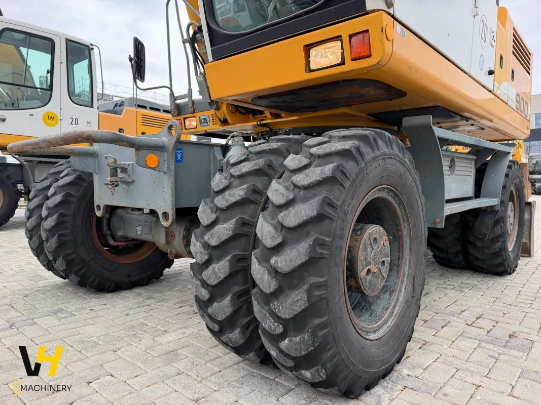 LIEBHERR A 900 C - Imazhi 16